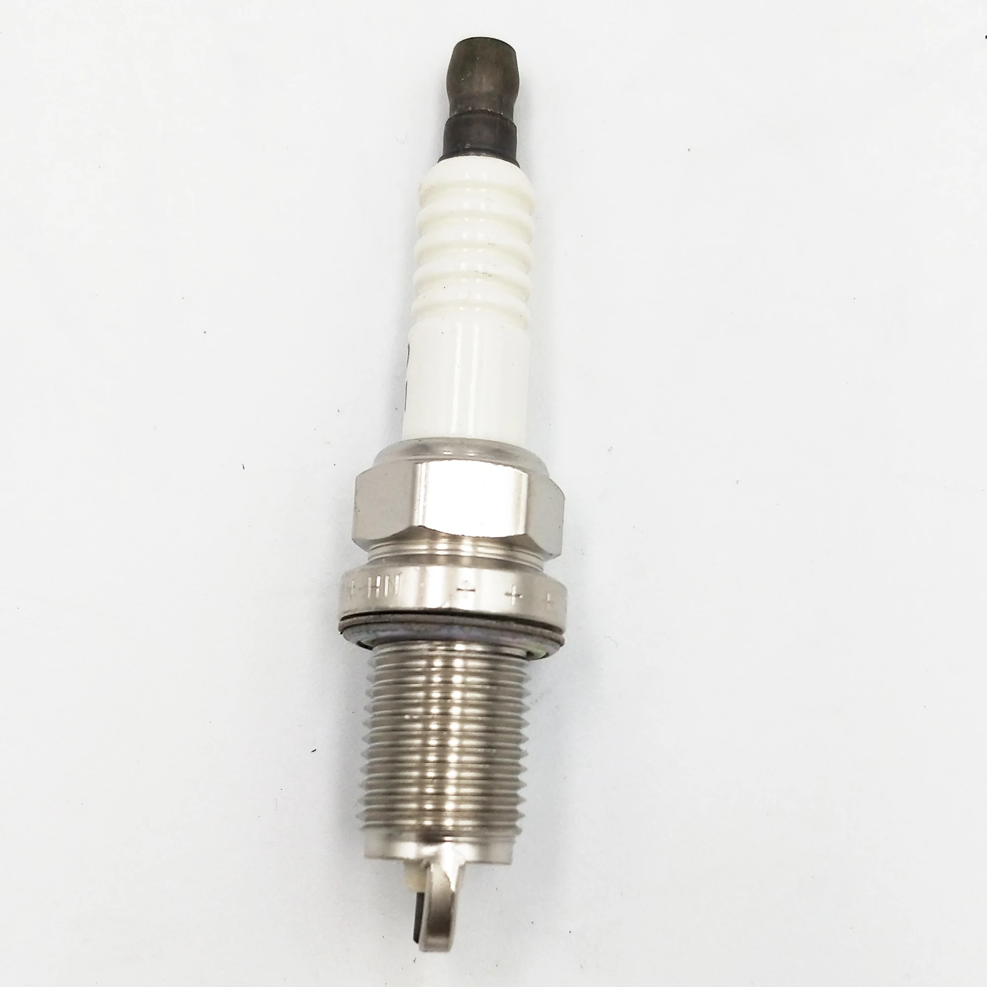 8 шт Высокое качество 90919-01198 K20TR11 свечи зажигания для Toyota Avensis C-АМРИ Corona Caldina R-AV4 90919