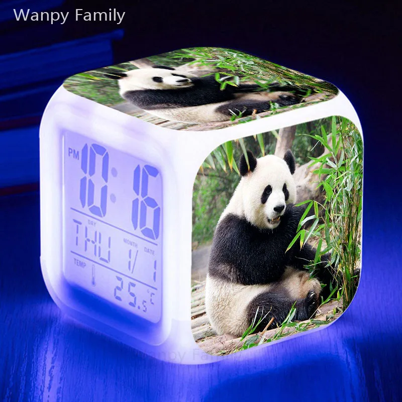 Оранжевый Very Lovely Panda Alarm Clock 7 Color Glowing Multifunctio Alarm Clock LED Big screen Touch Sensing Digital Flash Watches Clock - Цвет: Оранжевый