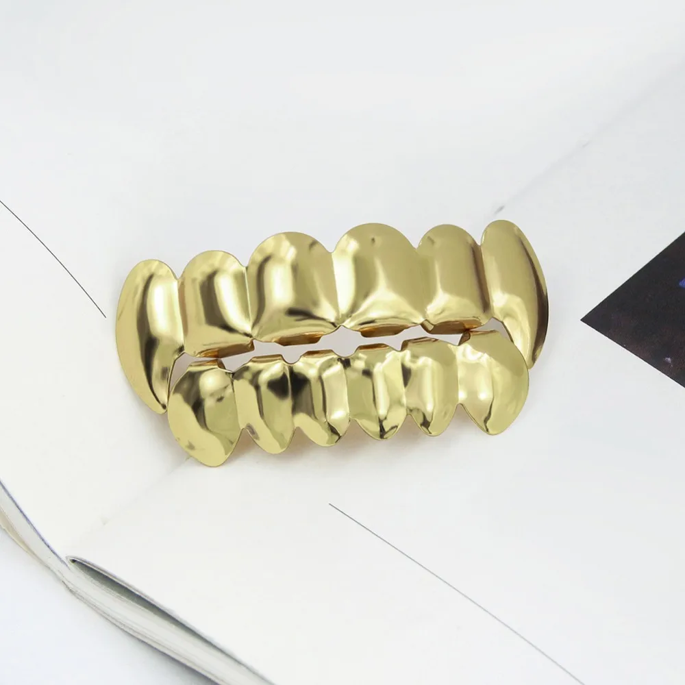 GUCY пользовательский подходят золото посеребренные хип-хоп ЗУБЫ Grillz верхней и нижней вампира зубы-клыки грили Шапки Набор с силиконовым