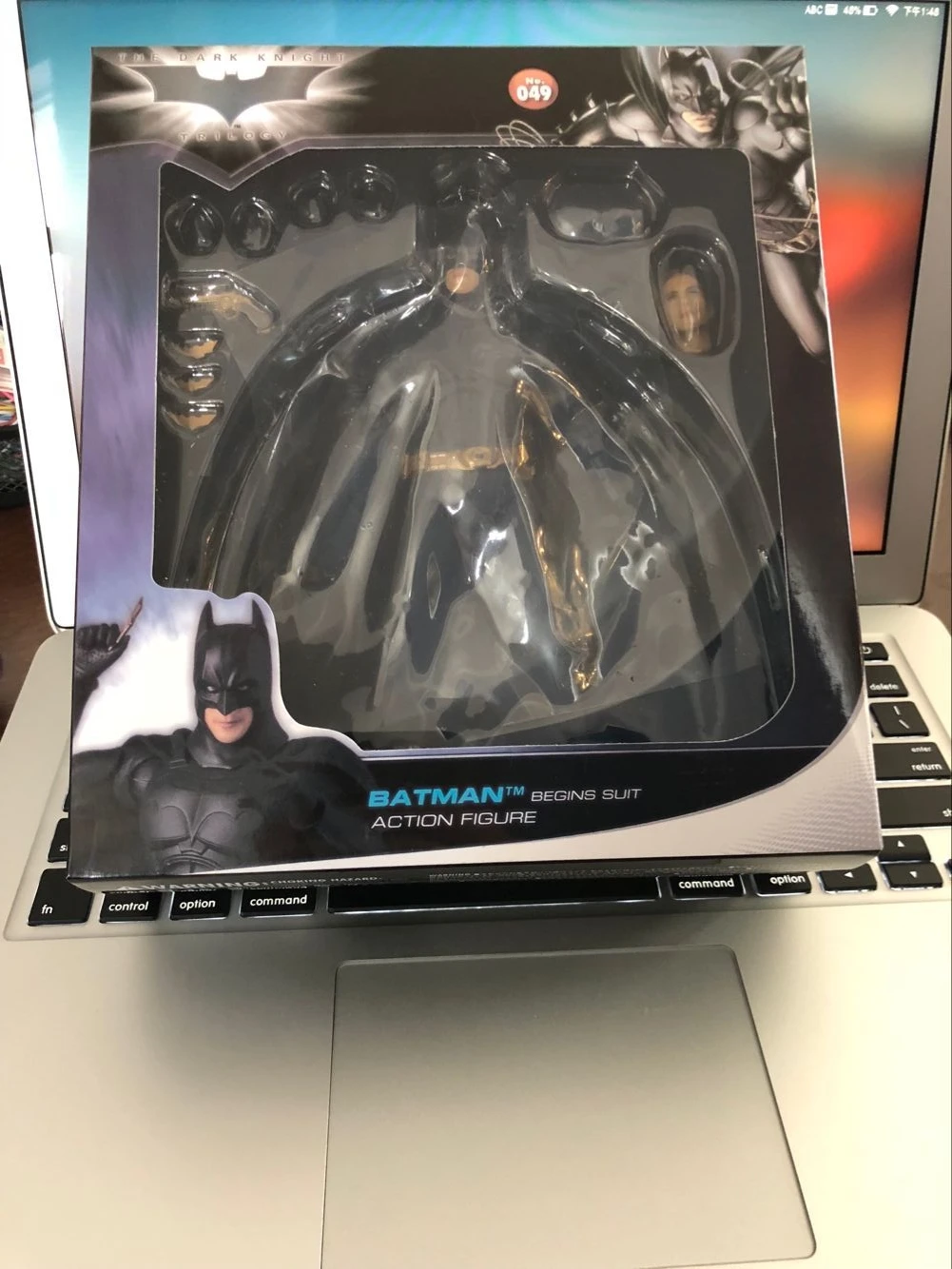 MAFEX 049 Бэтмен начинается костюм Темная ночь ПВХ фигурка Коллекционная модель