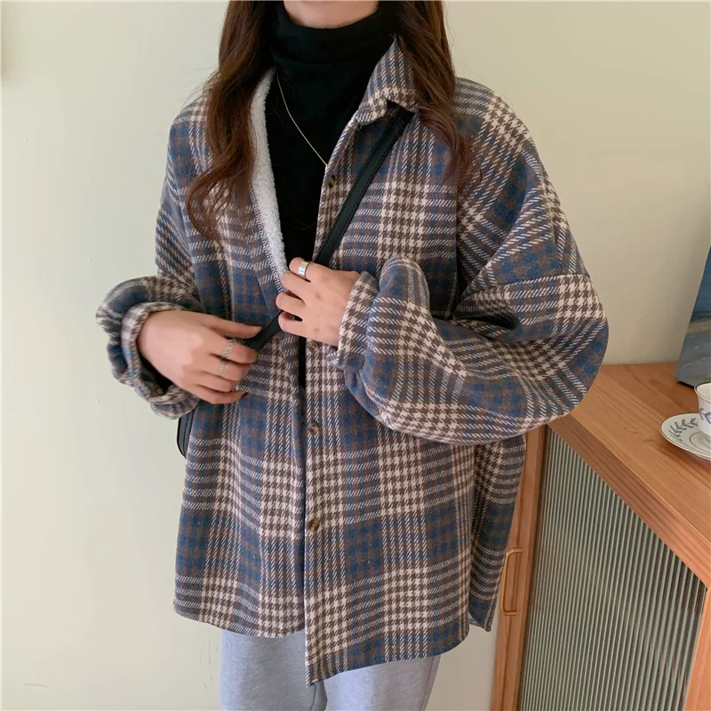 

Autumn/winter Fleece-lined Padded Plaid Shirt Coat Women 2021 New Design Sense Niche Retro Hong Kong Style Chic Top