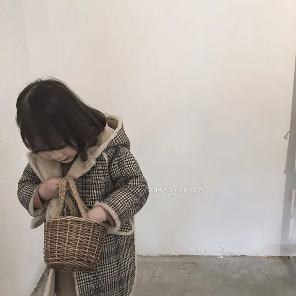 Зимнее пальто для девочек клетчатый Анорак вельветовое утепленное маленьких