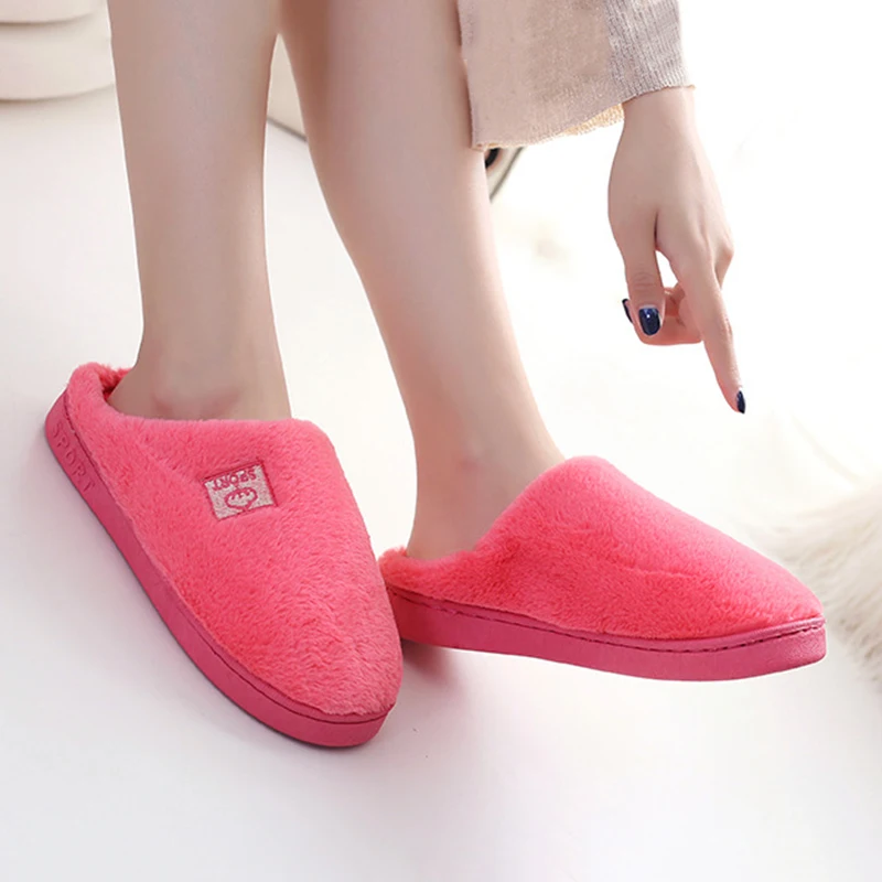 Зимние тапочки женская домашняя обувь нескользящие домашние с мехом теплые