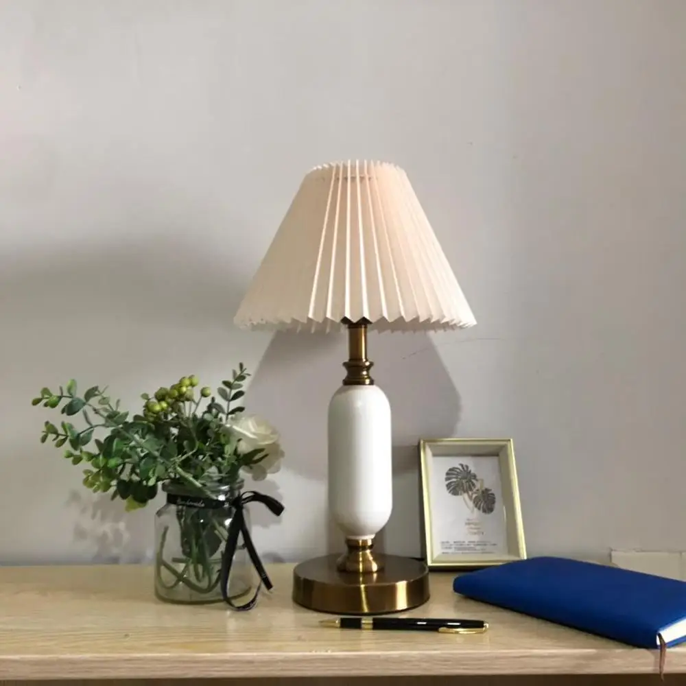 Современная Корейская Настольная лампа с медной основой 110-220 В домашнее