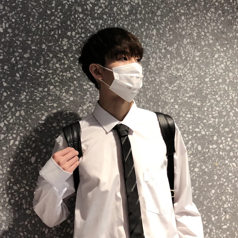 Весна и лето 2020 новая Корейская версия тренда повседневной мужской сплошной цвет