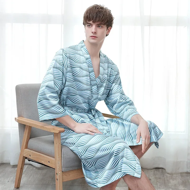

2022 New Home Clothes Sleepwear Men Satin Nightwear Kimono Gown Casual Intimate Lingerie Lovers Bathrobe Nightdress Nightgown