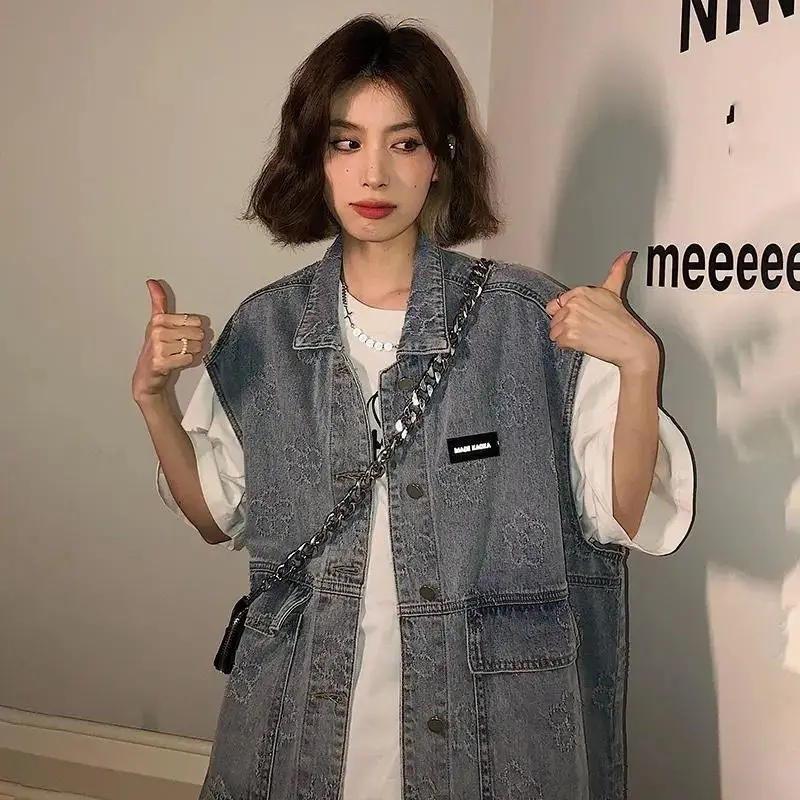 

Джинсовый жилет размера плюс Fatmm размера плюс с принтом, модная рабочая одежда, джинсовый жилет для женщин, осень 2021, новый корейский стиль, с...