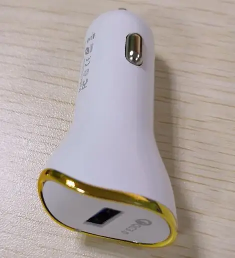 QC3.0 легкое и портативное автомобильное зарядное устройство 1 USB адаптер для