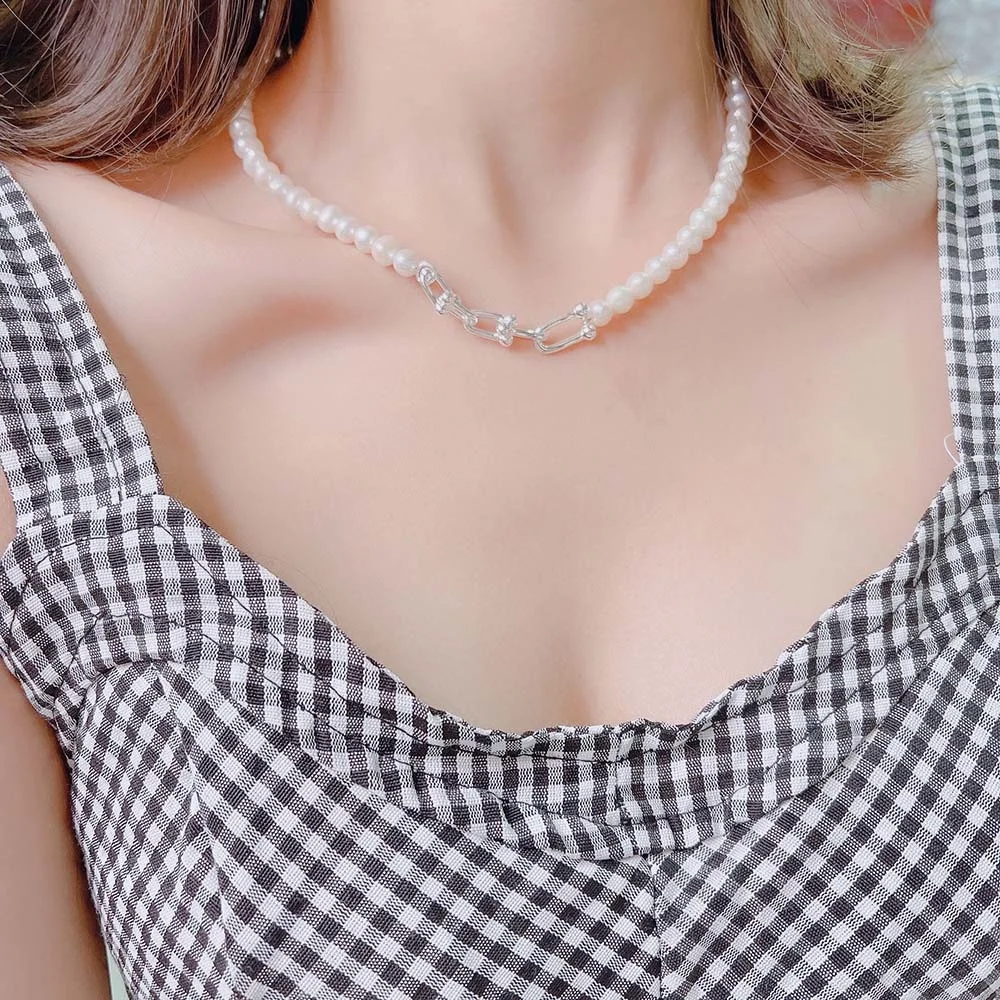 

Elegant Temperament Pure Silver Natural Fresh Water Strong Luster Pearl Necklace Female Collarbone Neck Band Minority Design