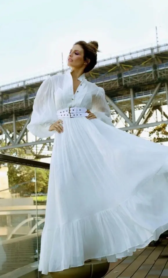 

2020 Fashion Women Long Dress White Defined Waist A-line Holiday Vocation Dress