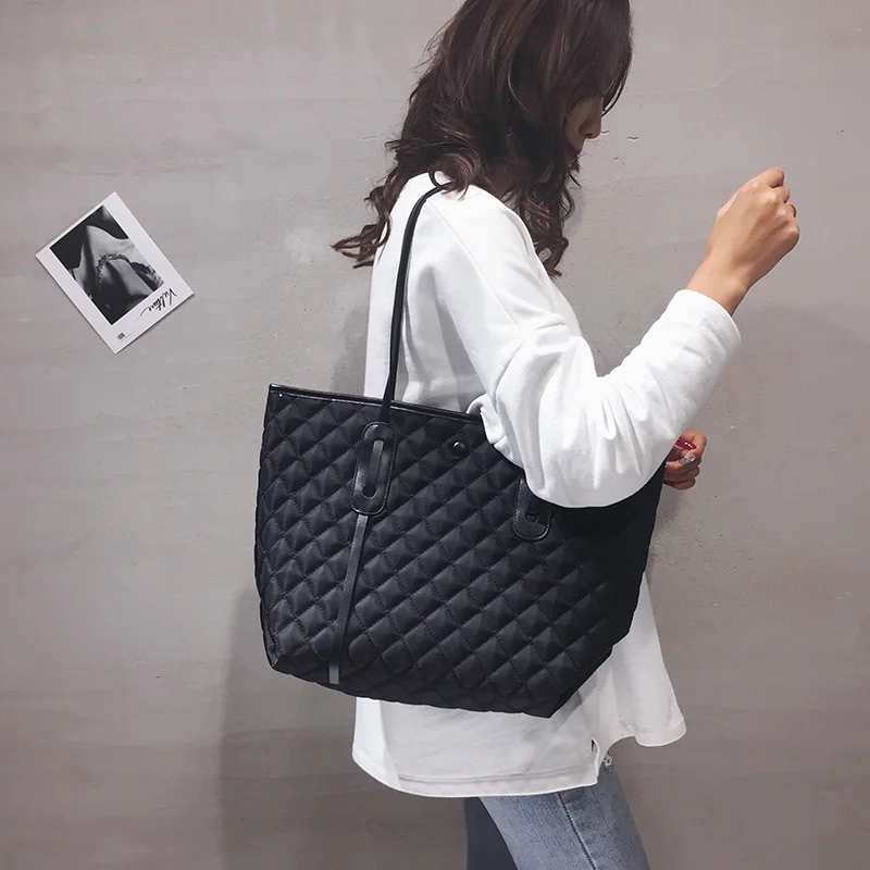 

Large-Capacity Diamond Check Shoulder Bag Messenger Bag Bags For Women 2021 Autumn And Winter New Ladies Handbags Nylon Bolsos