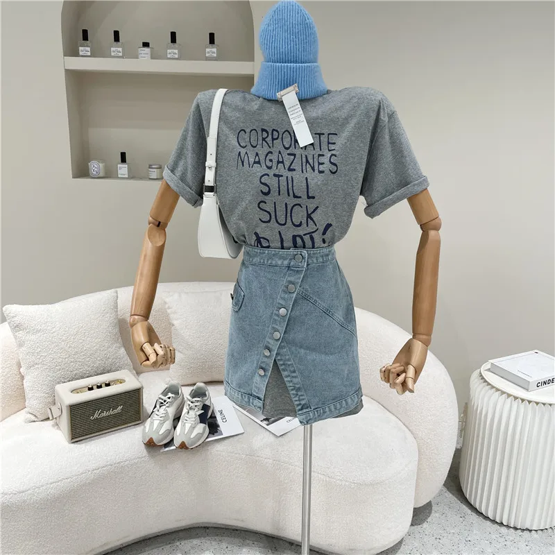 

Two Piece Set Women Summer 2021 Niche Design Fashion Design Round Neck Loose White T-shirt + One Piece Denim Skirt