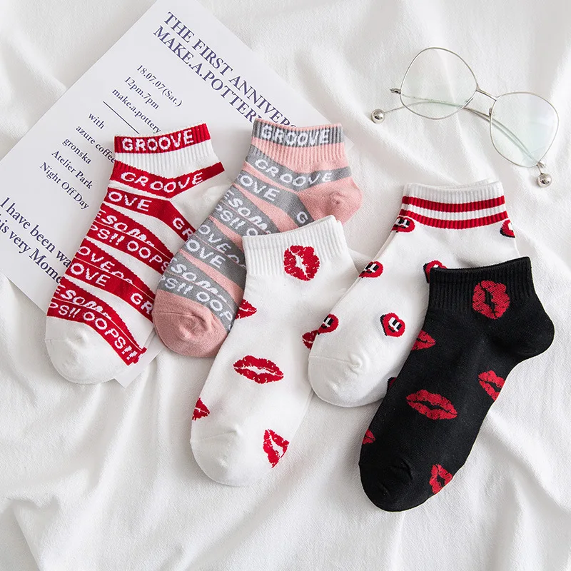 

Socks Woman Trendy Socks Personalized Letters Female Socks Shallow Mouth Flame Red Lips Fashion Wild Summer Women's Boat Socks