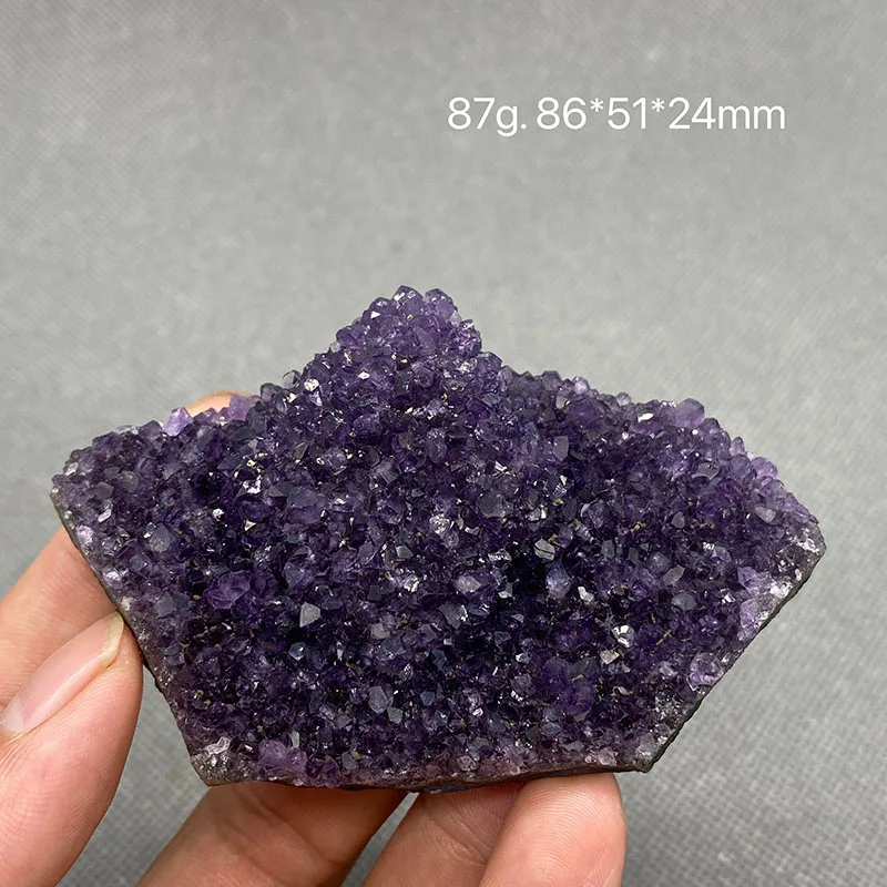 

The color of the natural Brazilian amethyst rough is very good in purple.