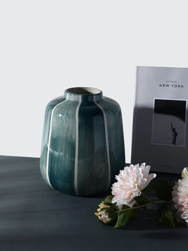 

Nordic Ceramic Vases Flowers Tabletop Light Luxury Geometric Vase High Quality Creative Adornos Para Casa Room Decoration EB50HP