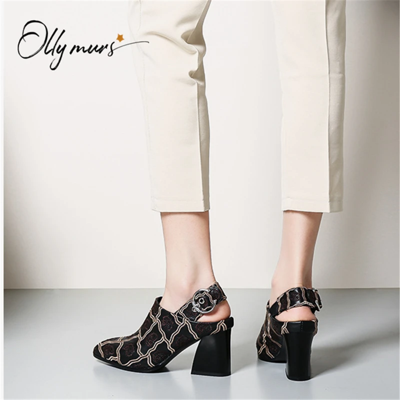 

Women's Shoes