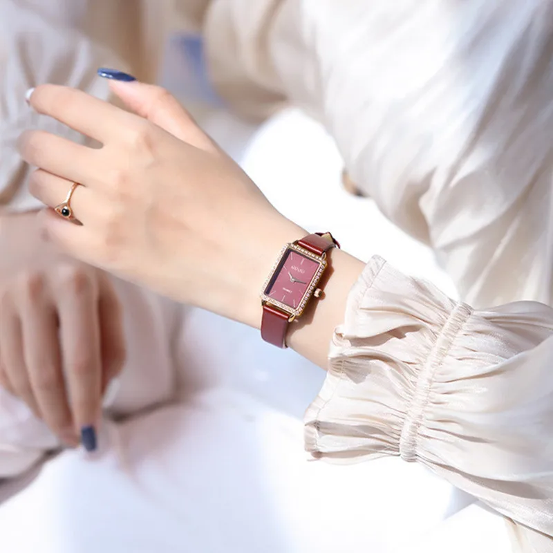 Часы наручные женские кварцевые с кристаллами роскошные брендовые Модные