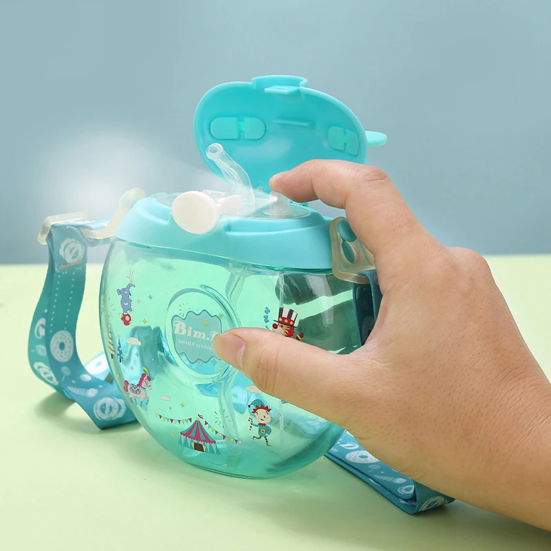 

Donut Creative Cartoon Water Bottle Plastic Spray Cool Summer With Straw Doughnut Kettle Proof Bottle Children Portable Travel