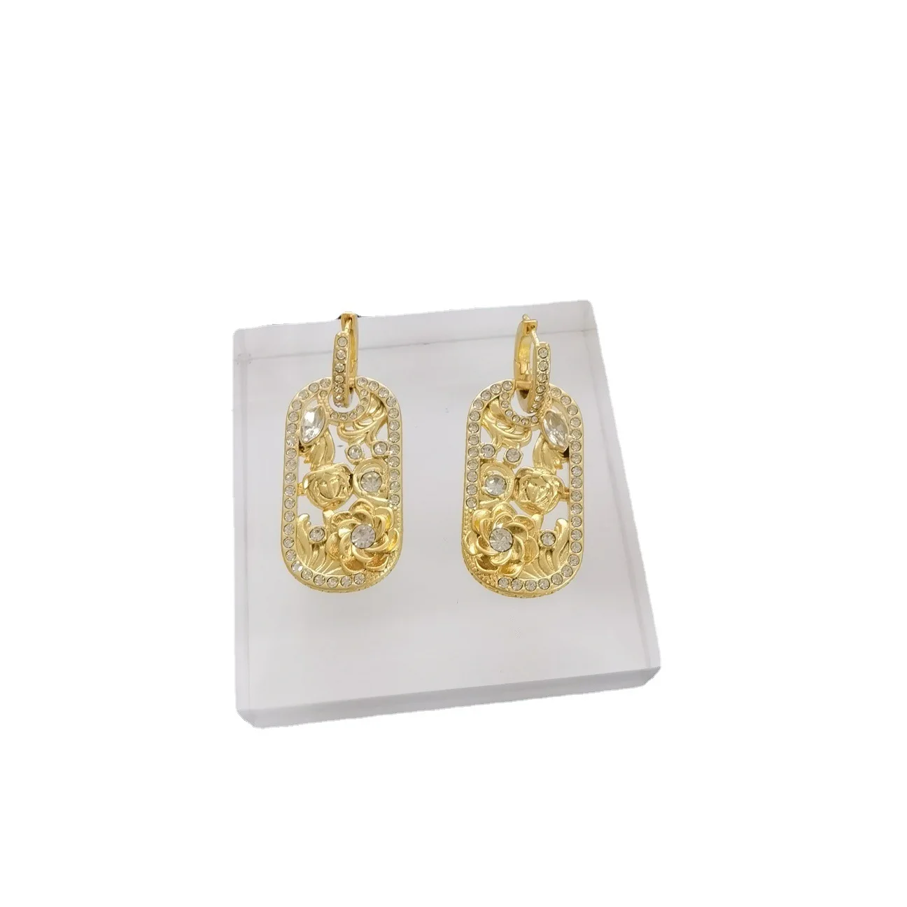 

Luxury Embossment Hollow Crystal Drop Earring Gold Color Fretwork Fashion Women Jewelry Girl Gift Party