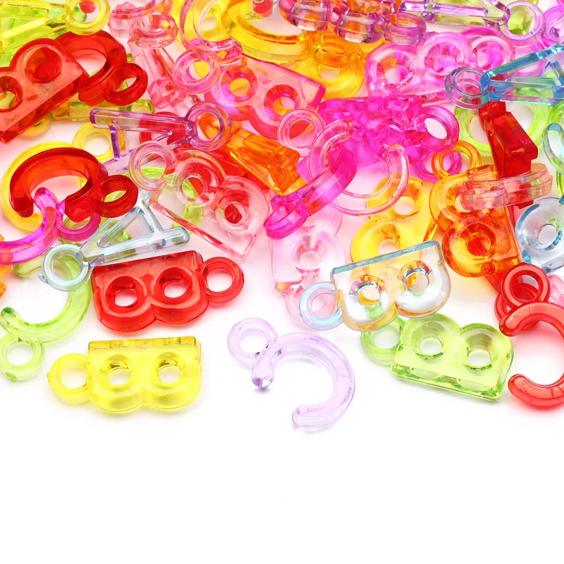 Бусины акриловые разноцветные в форме букв АБС 10-21 мм 30 шт.