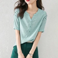2021 summer new simple and elegant embroidered plaid fresh shirt women loose v neck short sleeved top harajuku shirt