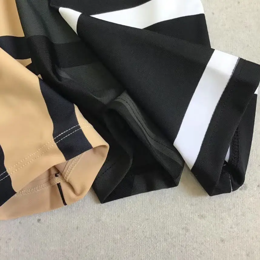 

Ins Hot Selling Classic Geometric Striped High Stretch Women Leggings