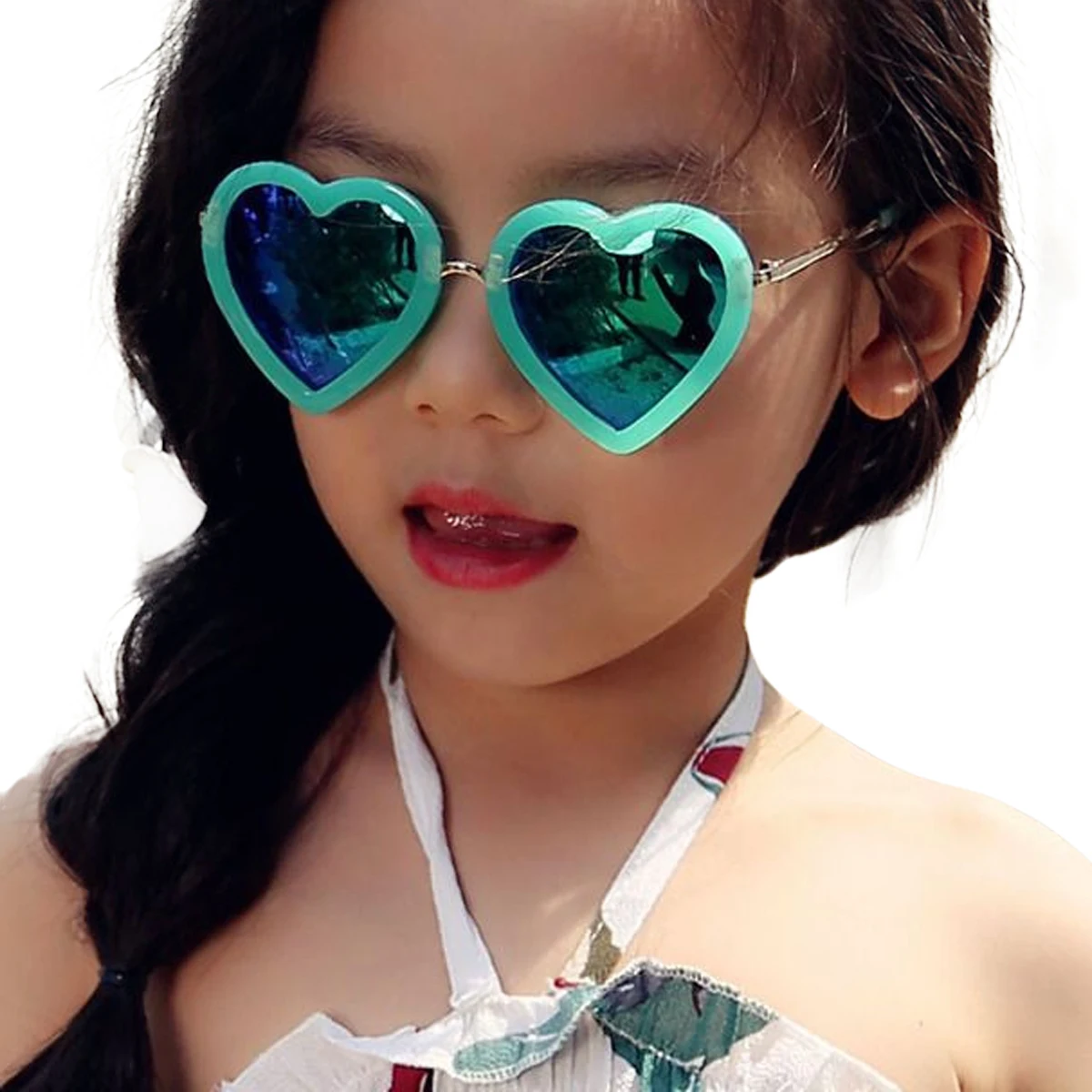 

Creative Children Unisex Sunglasses Lightweight Heart Shape UV-Proof Dark Glasses For Little Boys, Girls