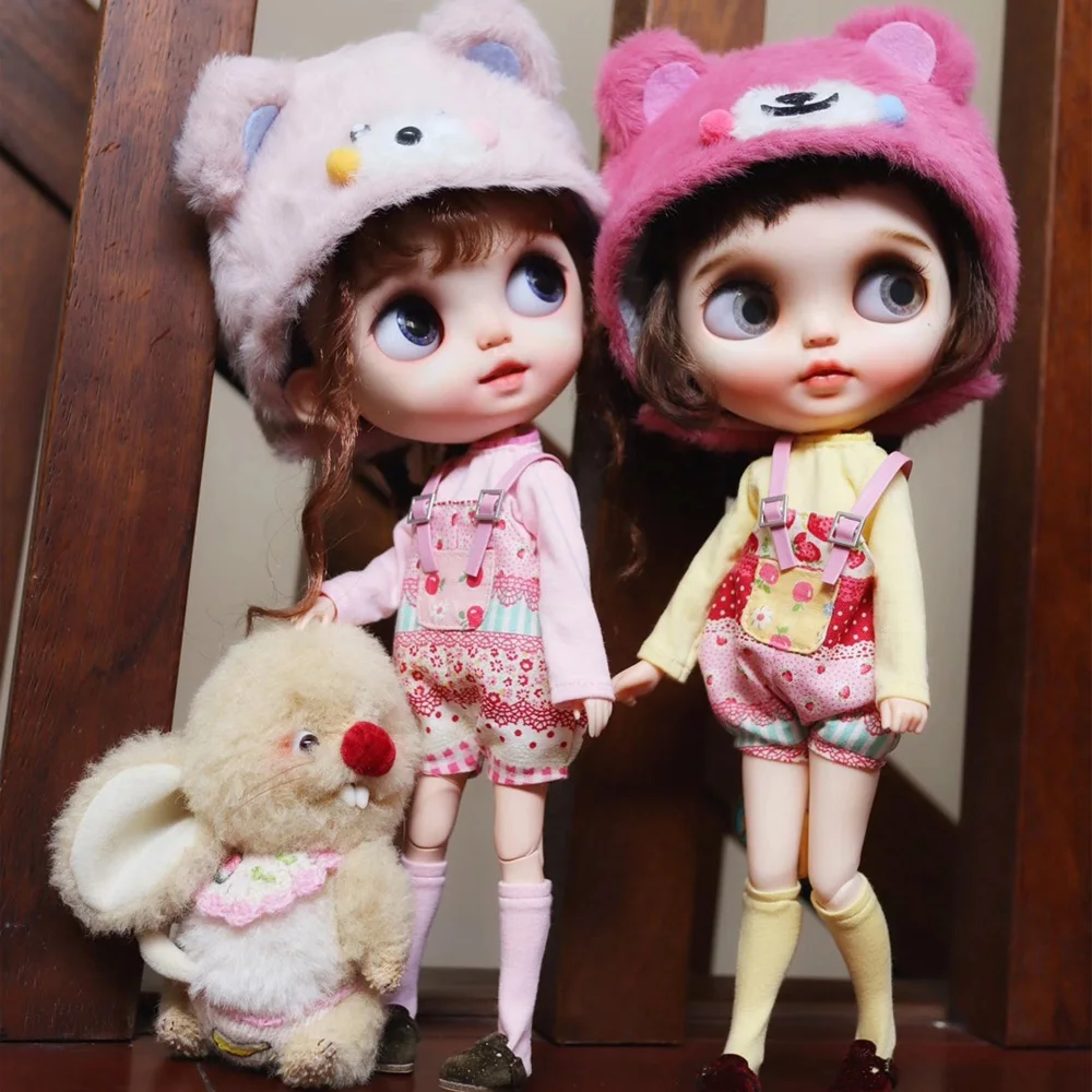 

Dolls & Accessories