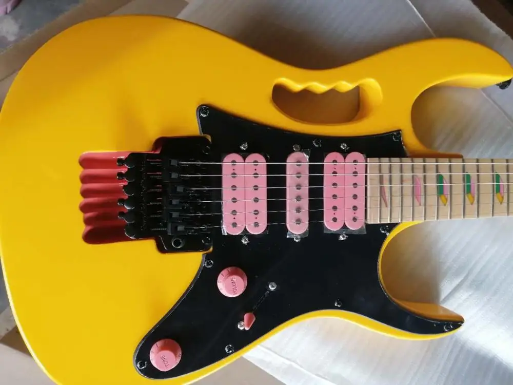 Новое поступление модель электрической гитары Ibanezrg с розовыми звукоснимателями
