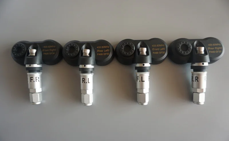 Лидер продаж Tyresafe TP500 TPMS с USB разъемом 4 внешних датчика могут отображать давление