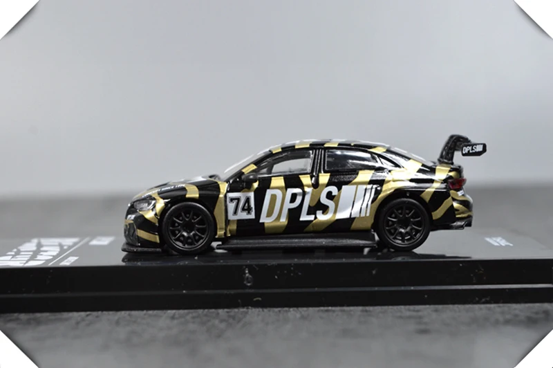 Литье под давлением Alloy1:64 масштаб модель автомобиля RS3 LMS тигровый узор Белый