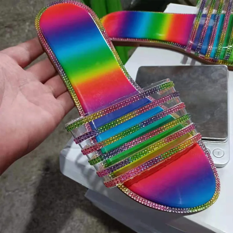 

European and American Large Size Women's Shoes 2022 Summer New Beach Women's Slippers Flat Rhinestone Sandals and Slippers