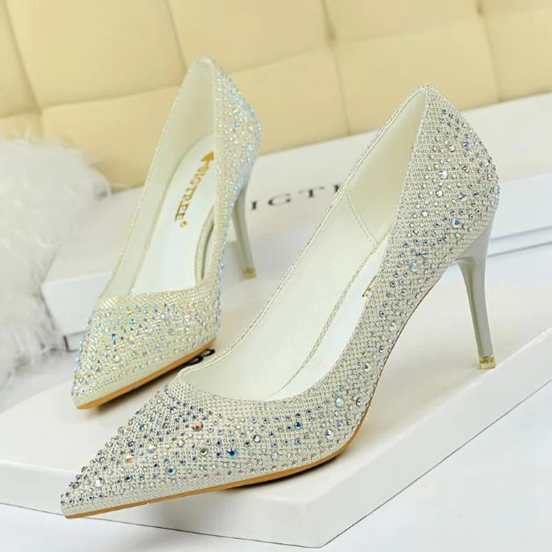 Туфли-лодочки женские на высоком тонком каблуке заостренный носок Хрустальная