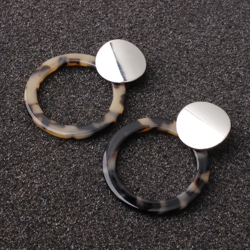 

New Exaggerated Personality Geometric Circular Hollow Acetate Board Earrings