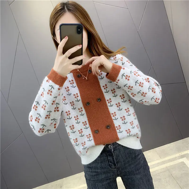 

Spring And Autumn New Ladies Retro Knitted Sweater All-Match Cardigan