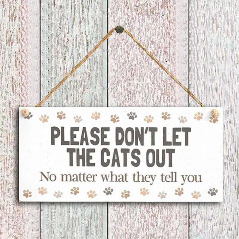 

Unique Family Home Decoration Hanging Sign Crazy Cat Lives Here Wood Hanging Plaque Gift Fot Cat Lovers