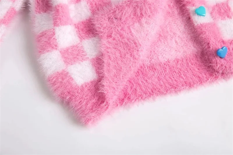 Women Check Fluffy Cropped Cardigan With Sweetheart Button Placket In Pink And White Deep V Neck Crop Knit Jumpers Sweater |