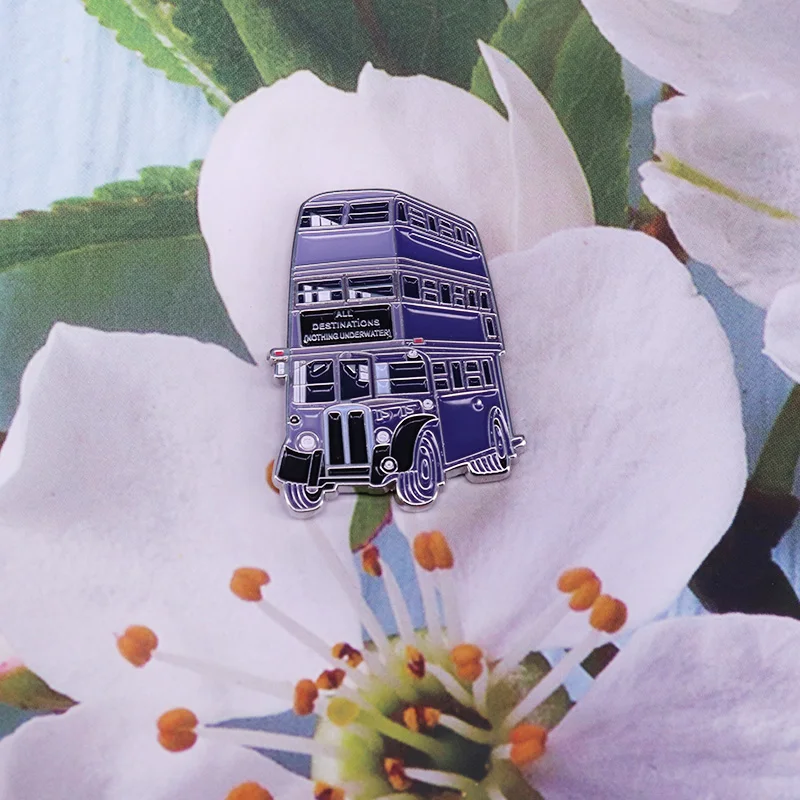Vintage Knight Bus Large Badge in Purple. Taken from The Prisoner of Azkaban movie | Украшения и аксессуары