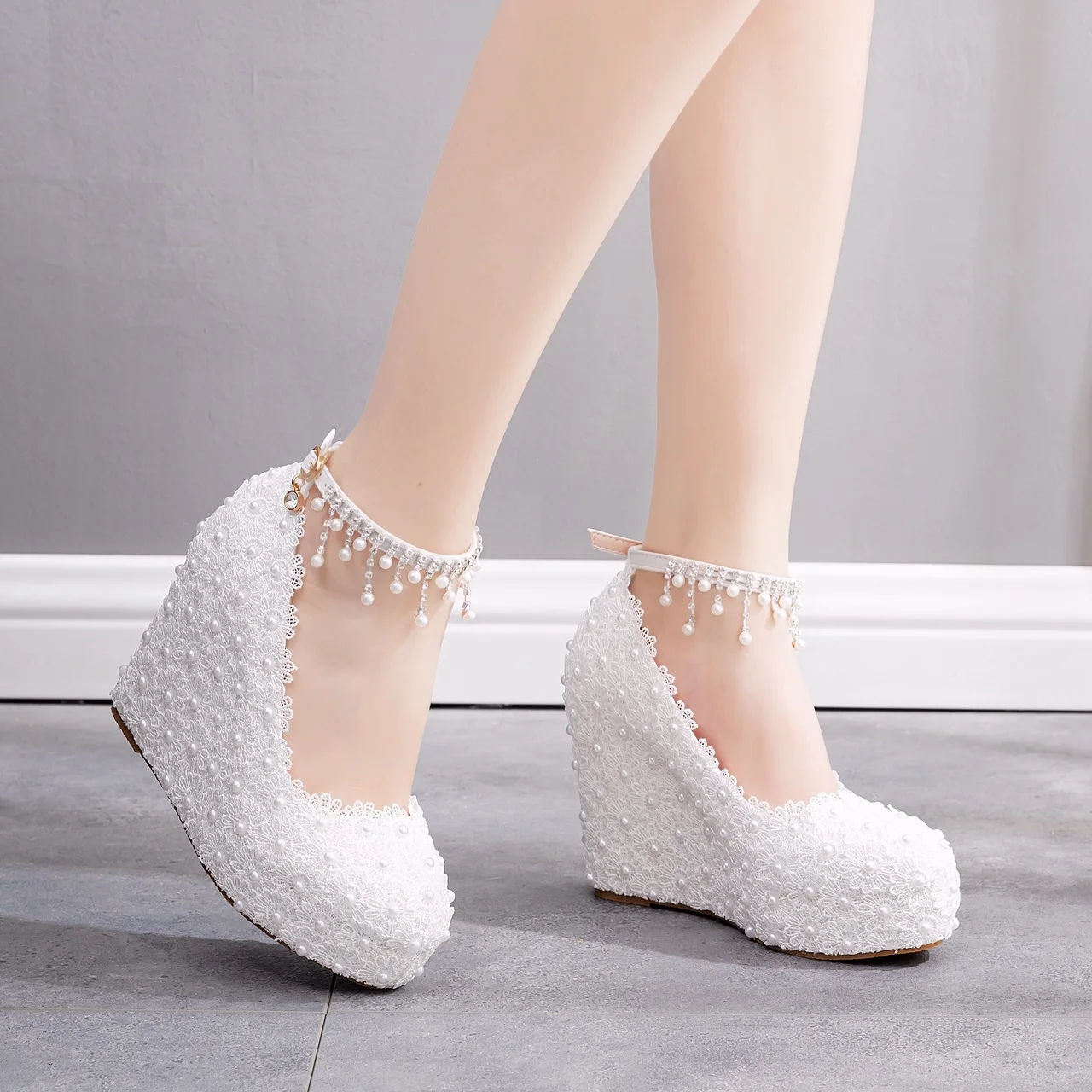 Женские свадебные туфли-лодочки на танкетке милые белые туфли платформе с