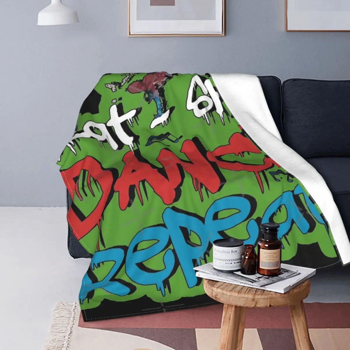 

Manta con capucha de felpa para dormir, colcha con estampado de Anime, cobertor a cuadros para cama