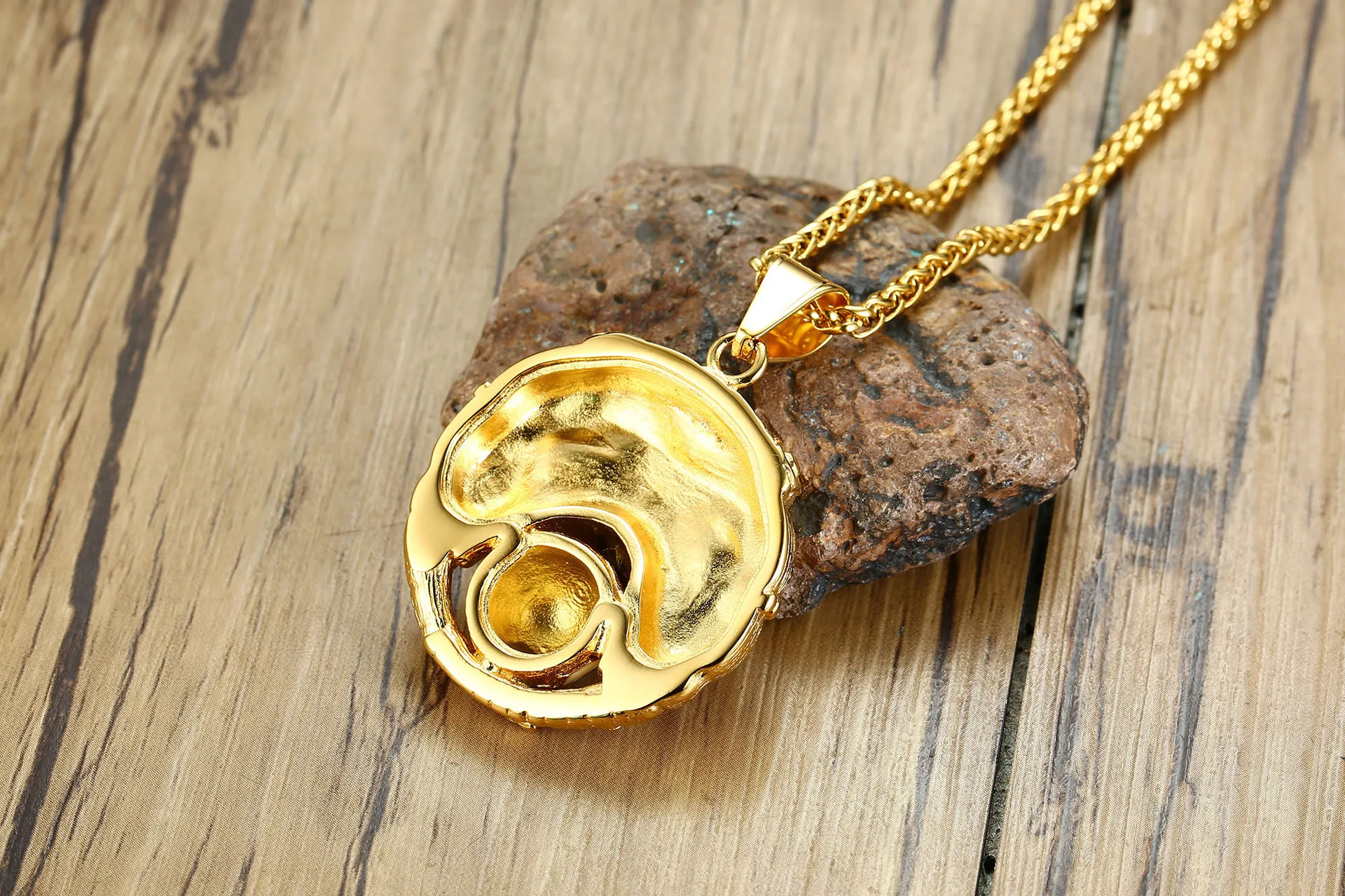 

FXM VEE18 stainless steel necklace hot sell popular single women 57mm Expensive bullets USA lover gift women jewelry