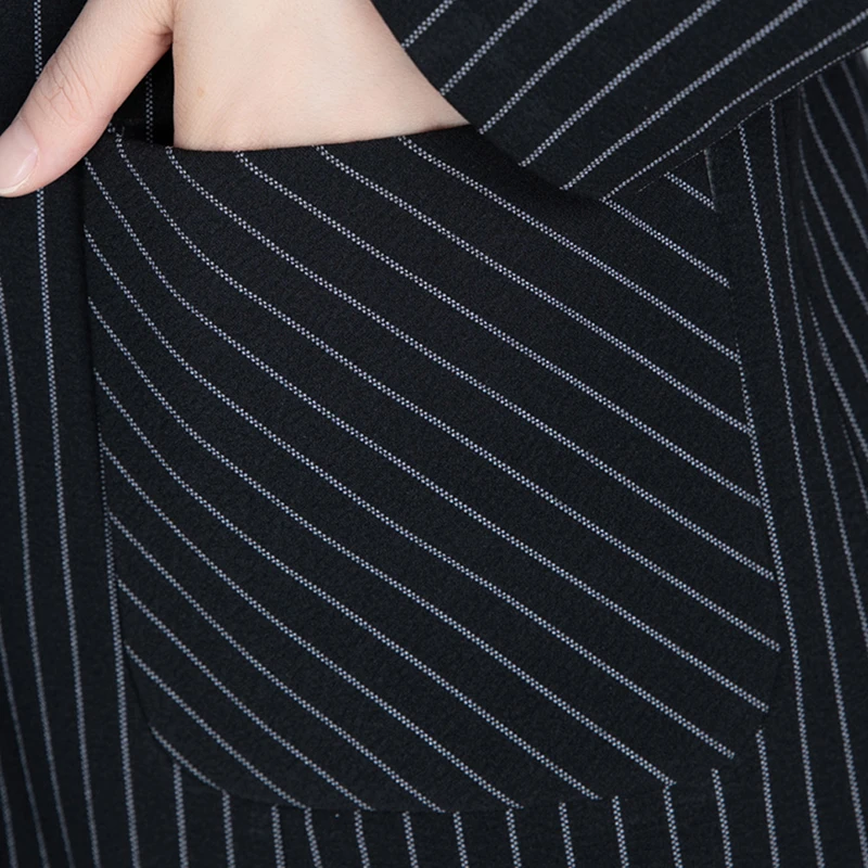 

Autumn Winter Spring Women Striped Coat Vintage Turn Down Collar Business Slim Thick Office Lady Elegant Jacket Female Blazer