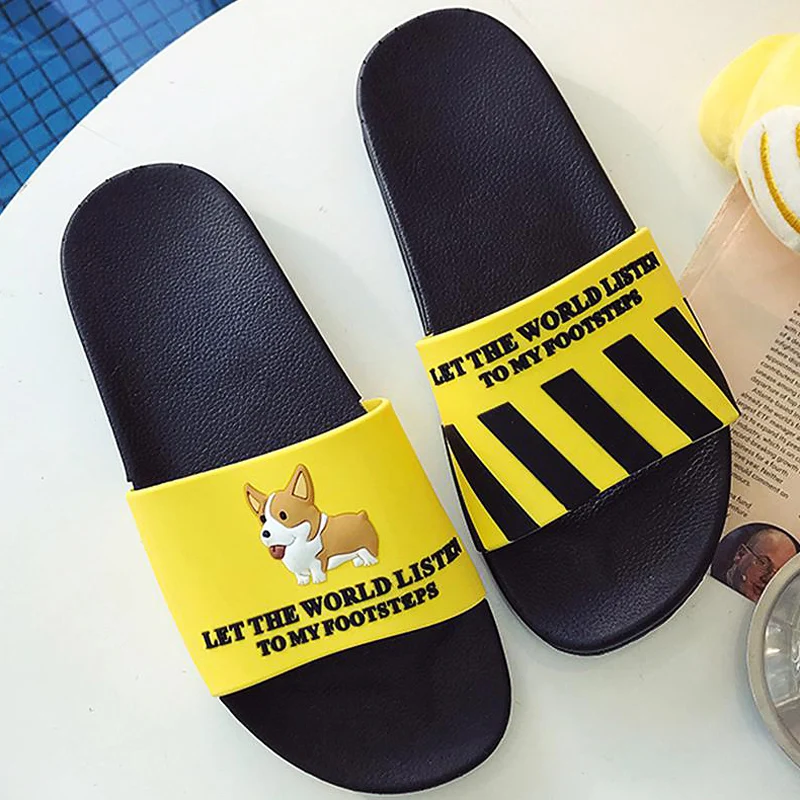 Летние женские шлепанцы с героями мультфильмов пляжные домашние тапочки