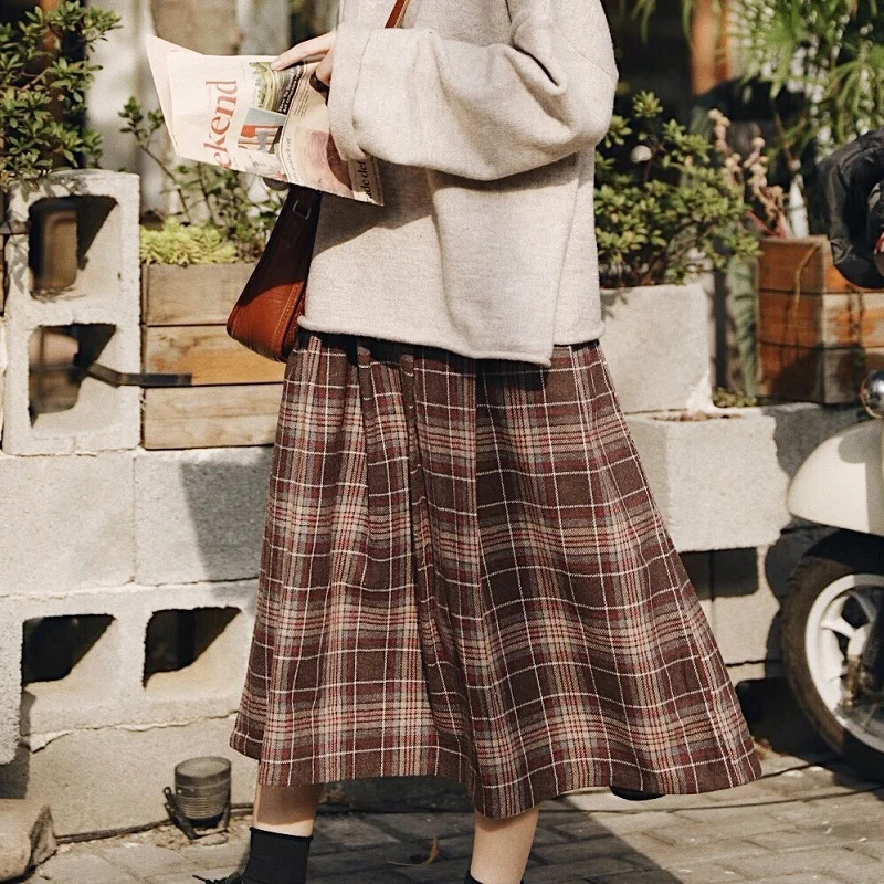 

Japanese winter skirt student A-line plaid skirt thickened literary retro mid-length woolen Sen women's clothing