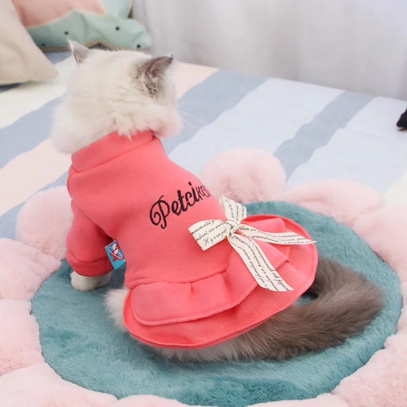 Осенне зимняя одежда для собак кошек пальто с буквенным принтом и бантом щенков