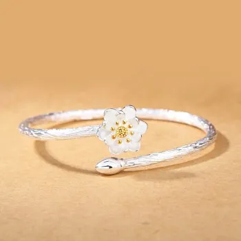 

Creative Lotus Bracelet Women's Net Red Tide Japanese Fresh Literary Lotus Daisy Open Bracelet Gift Jewelry Q4025