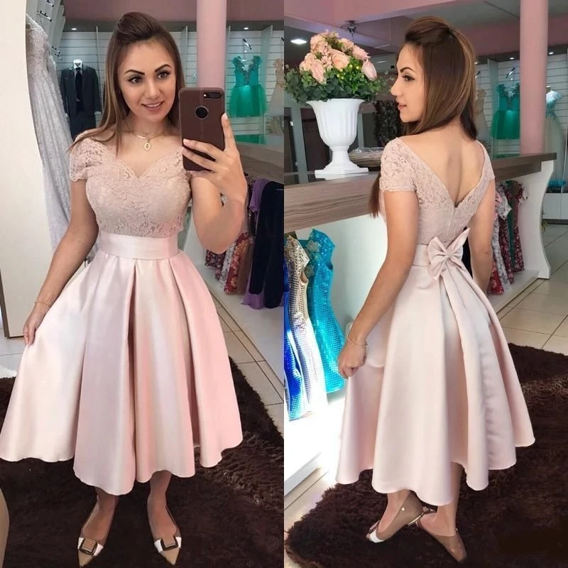 

Dusty Pink Homecoming Dress 2021 A-Line Cap Sleeve Lace Appliques Backless Satin Elegant Party Prom Gown With Bow Tea-Length