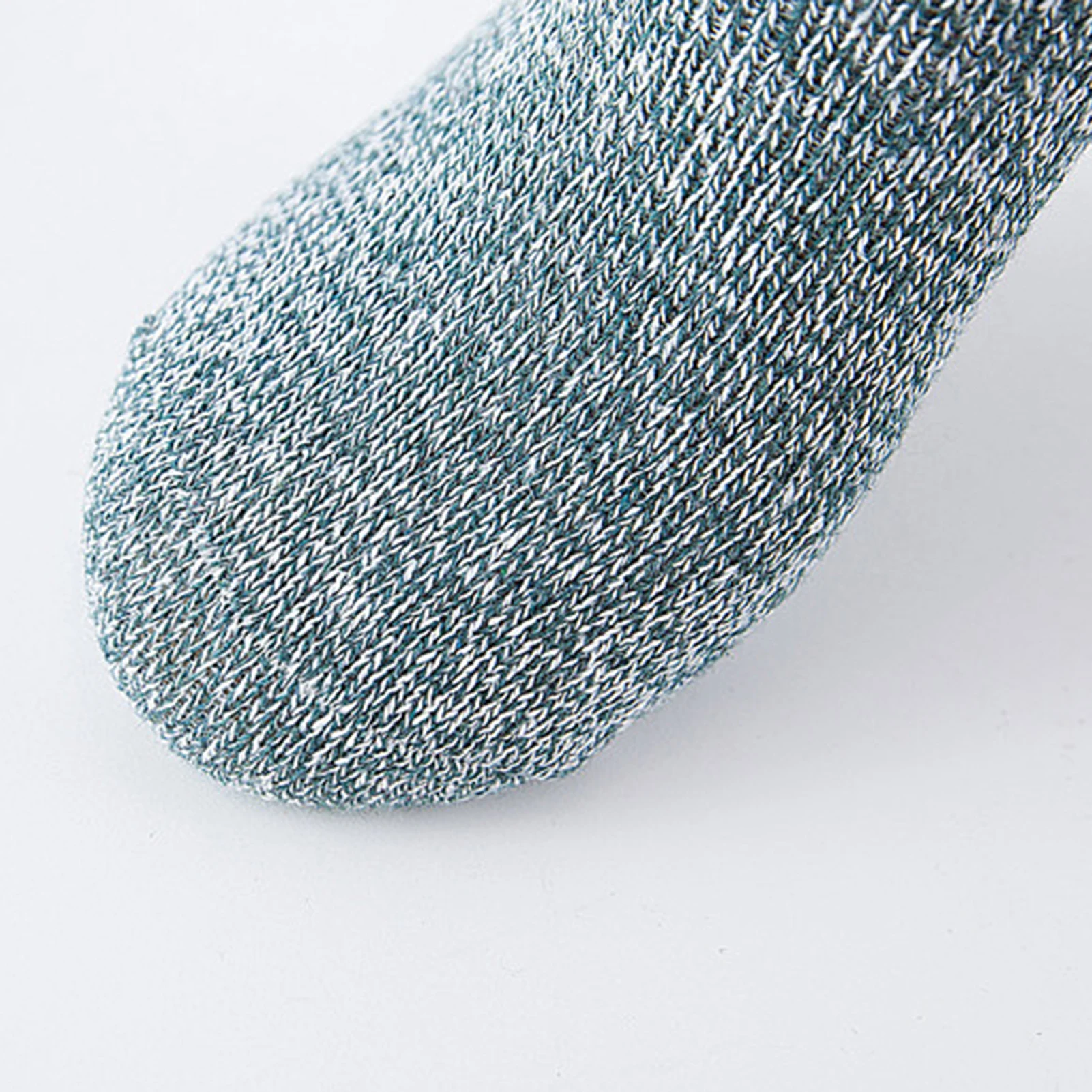 

2 Pairs Women Winter Thicken Warm Soft Woolen Yarn Solid Color Sports Socks