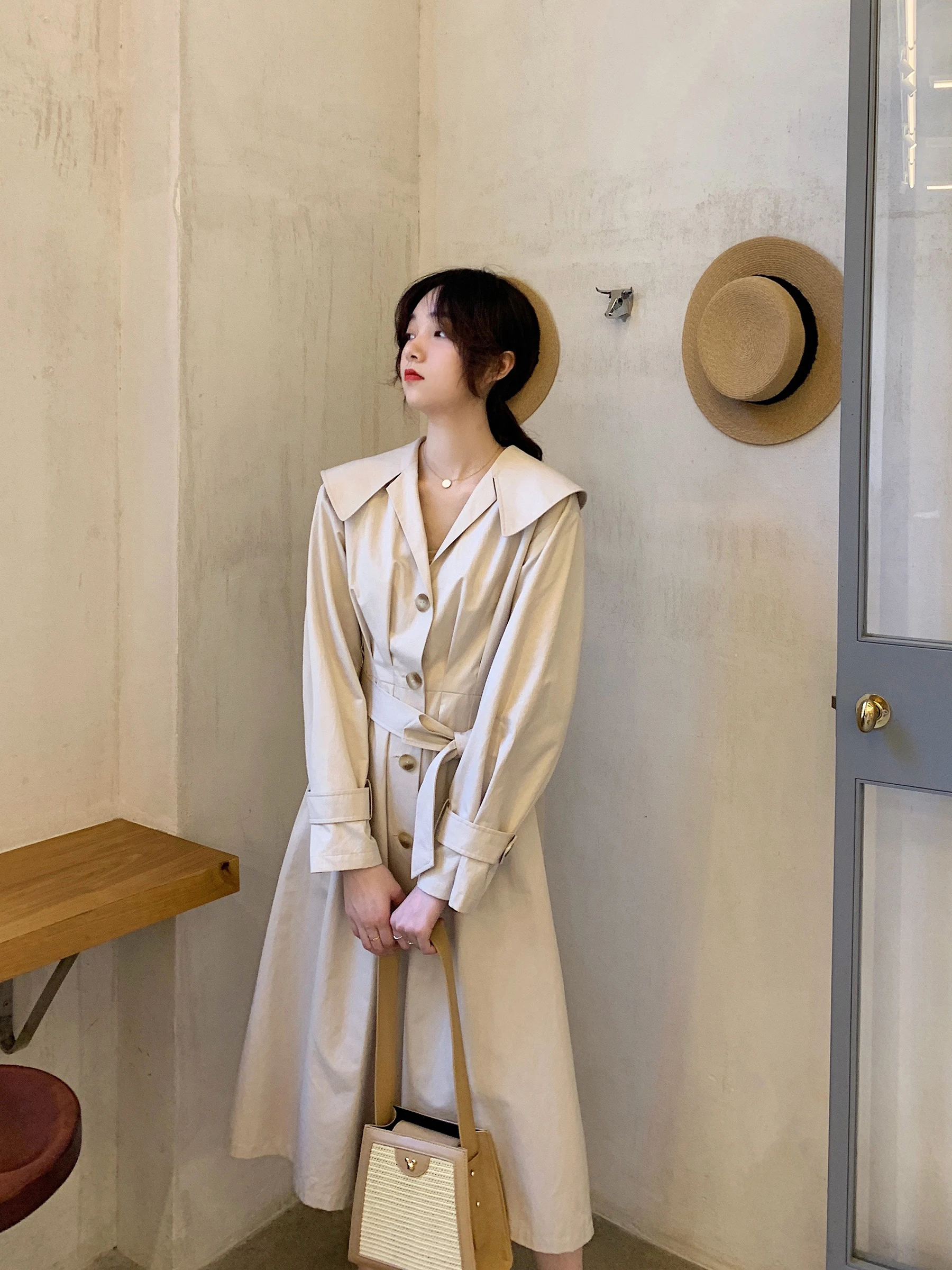 Новая мода весна осень женский простой плащ лацкан длинный рукав ремень