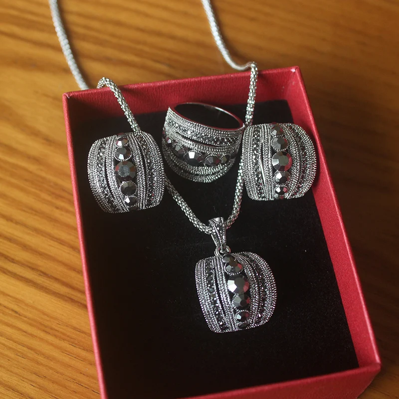 В винтажном стиле Цвет Черный С цирконием ювелирное изделие черная колье и